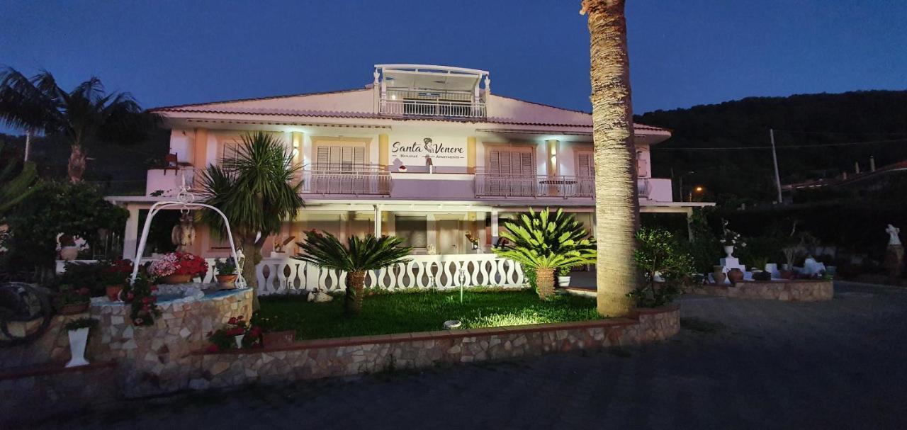 Santa Venere Apartments "Parcheggio Privato Moto-Auto" Ricarica Auto Elettriche Tropea Exterior photo